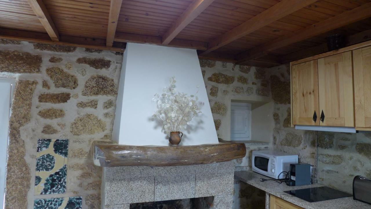 Casas Da Villa - Monsanto - Oliveira E Videira Relva  エクステリア 写真