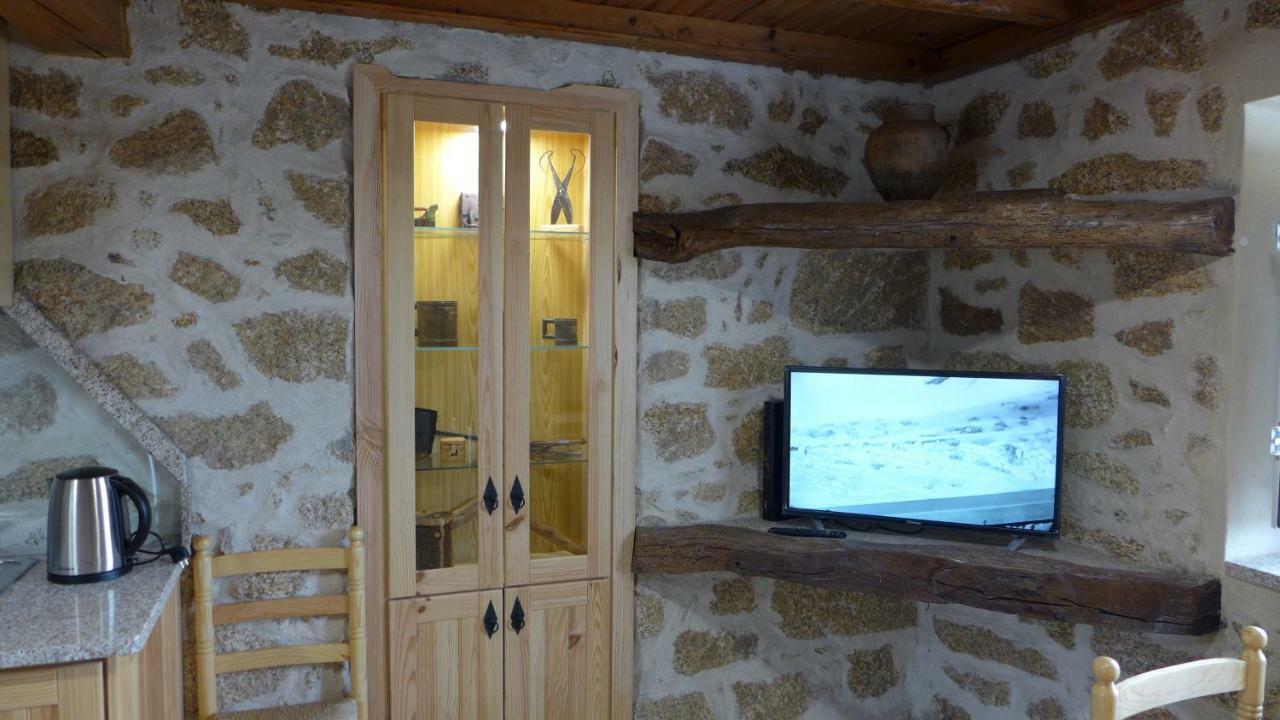 Casas Da Villa - Monsanto - Oliveira E Videira Relva  エクステリア 写真